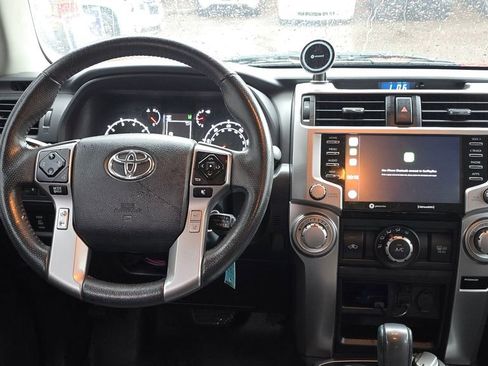 Used 2020 Toyota 4Runner SR5 image 22