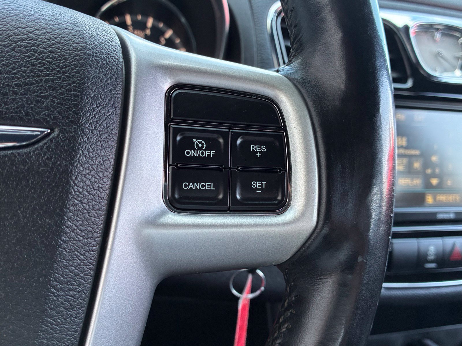 Used 2013 Chrysler 200 Touring FWD image 20