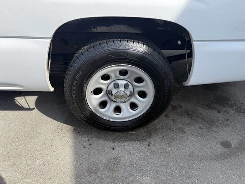 Used 2007 Chevrolet Silverado 1500 W/T image 14