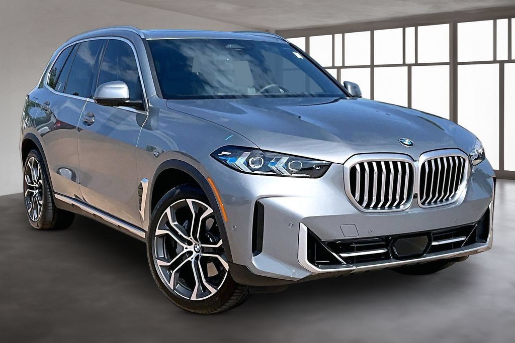 Used 2026 BMW X5 sDrive40i w/ Premium Package RWD image 11