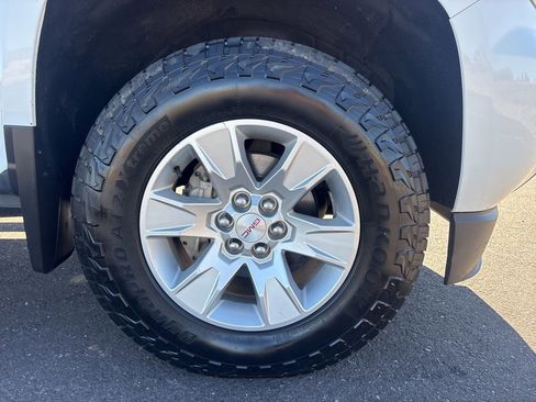 Used 2016 GMC Canyon SLE w/ SLE Convenience Package image 30