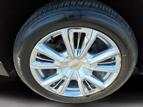 Used 2023 Chevrolet Tahoe High Country AWD/4WD image 26