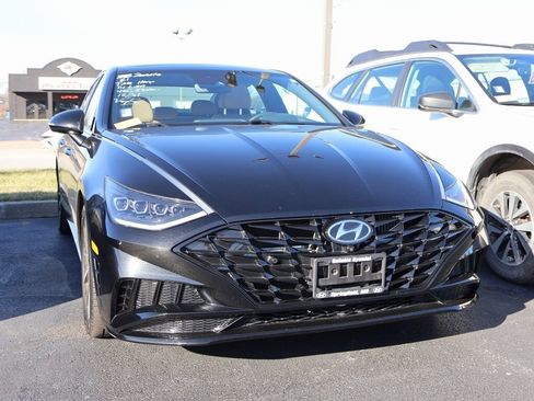 Used 2021 Hyundai Sonata Limited image 10