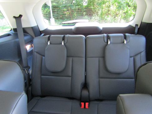 New 2026 Ford Explorer Active w/ Active Comfort Package AWD/4WD image 29