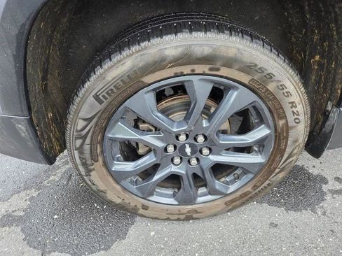 Used 2020 Chevrolet Traverse RS w/ LPO, Floor Liner Package AWD/4WD image 29