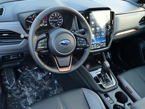 Used 2025 Subaru Forester Sport image 11