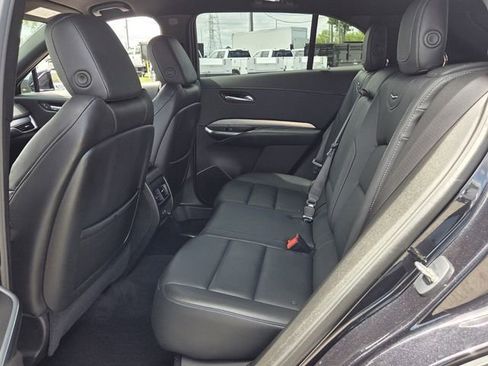 Used 2023 Cadillac XT4 Premium Luxury FWD image 13
