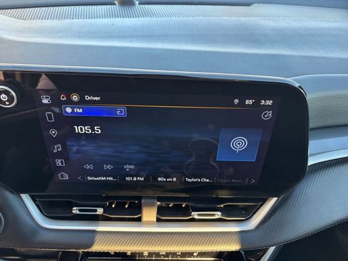 Used 2025 Chevrolet Equinox LT image 21