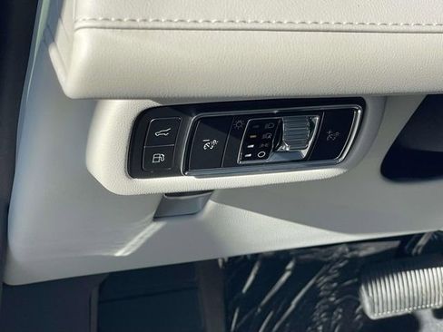 New 2026 Lincoln Nautilus Premier w/ Equipment Group 102A AWD/4WD image 15