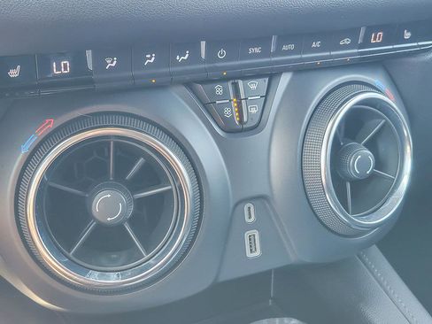 Certified 2020 Chevrolet Blazer LT image 14