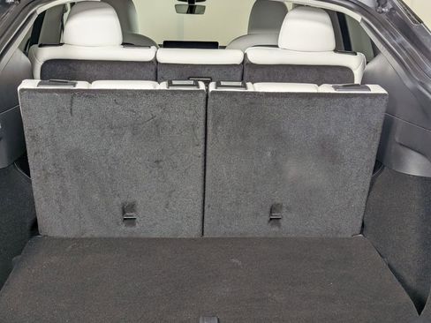 Used 2024 Tesla Model Y Long Range image 26