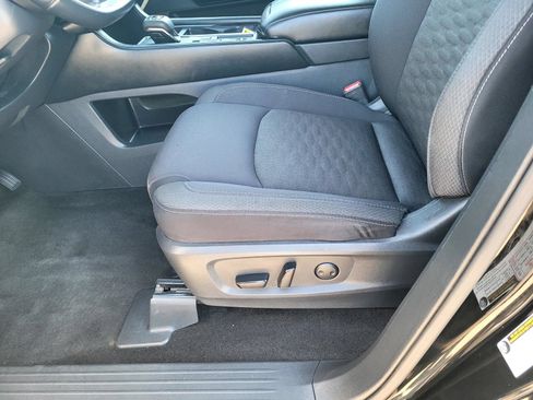Used 2023 Nissan Pathfinder SV FWD image 22