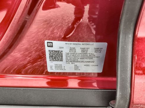 Used 2025 Buick Enclave Preferred w/ Power Package image 34