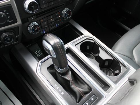 Used 2018 Ford F150 Platinum w/ Technology Package AWD/4WD image 33