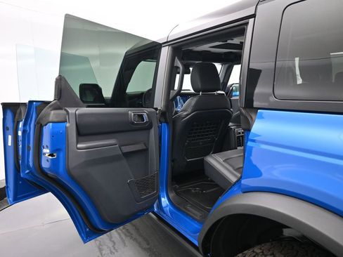 Certified 2025 Ford Bronco Badlands image 18