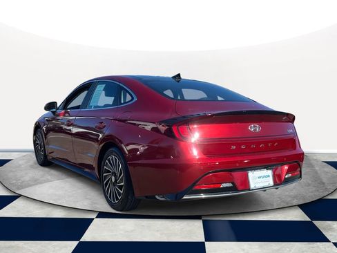 Certified 2023 Hyundai Sonata Limited w/ Cargo Package image 3