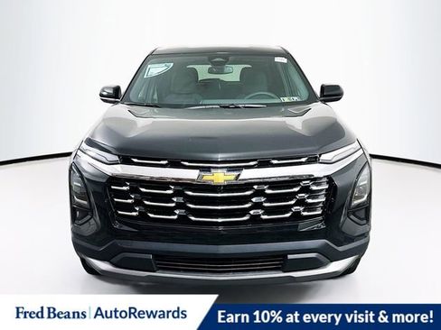 New 2026 Chevrolet Equinox LT image 2