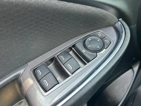 Used 2022 Chevrolet Malibu LT FWD image 16