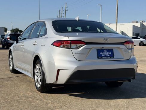 Certified 2026 Toyota Corolla LE FWD image 7