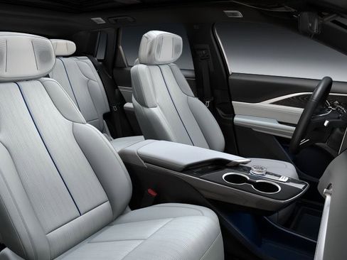 New 2026 Cadillac Lyriq Premium Luxury image 29