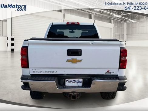 Used 2015 Chevrolet Silverado 2500 LT w/ LT Convenience Package AWD/4WD image 4