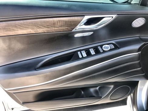 Used 2023 Genesis GV80 3.5T image 13