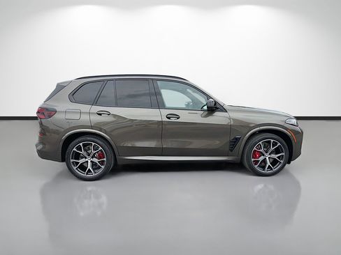 New 2026 BMW X5 M60i AWD/4WD image 2