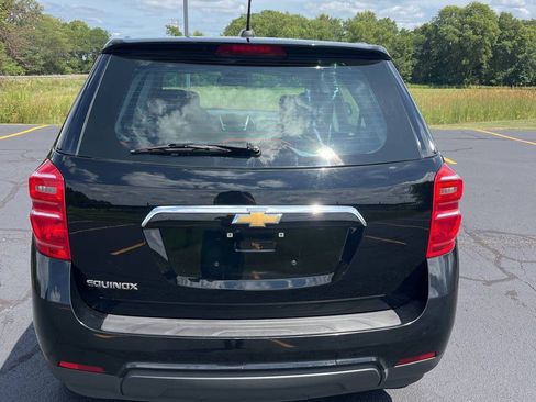 Used 2017 Chevrolet Equinox LS FWD image 5