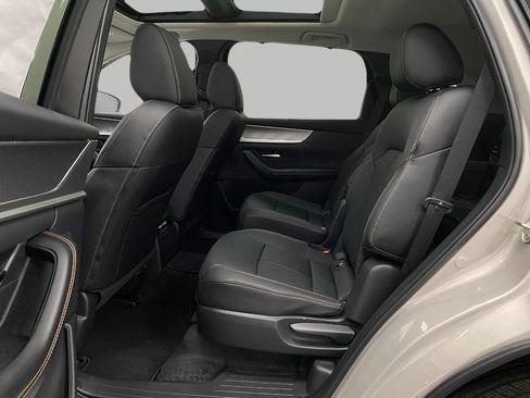 New 2025 MAZDA CX-90 Plug-In Hybrid w/Premium Sport image 28