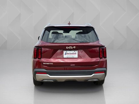 Certified 2025 Kia Sorento S w/ Panoramic Sunroof Package FWD image 6