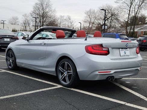 Used 2017 BMW 230i Convertible image 4
