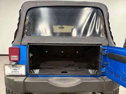 Used 2015 Jeep Wrangler Unlimited Sport w/ Quick Order Package 24S image 29