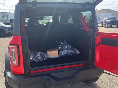 Used 2024 Ford Bronco Wildtrak AWD/4WD image 19