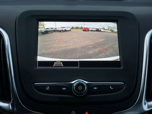 Used 2024 Chevrolet Equinox LS w/ LS Convenience Package FWD image 18