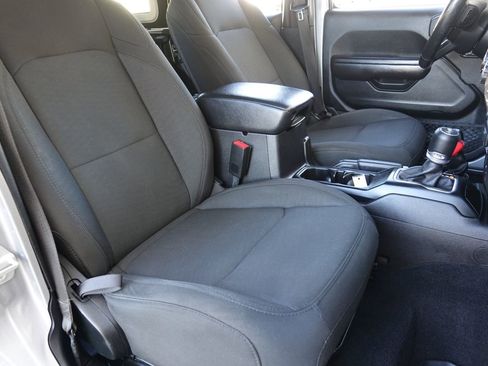 Used 2020 Jeep Wrangler Unlimited Sport image 8