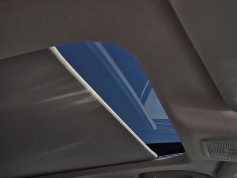 New 2026 Nissan Kicks SV image 9