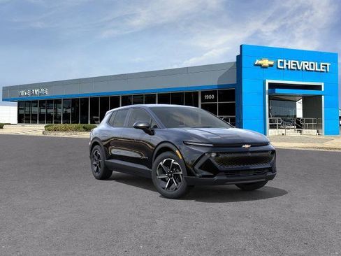 New 2026 Chevrolet Equinox EV LT w/ Comfort Package FWD image 1