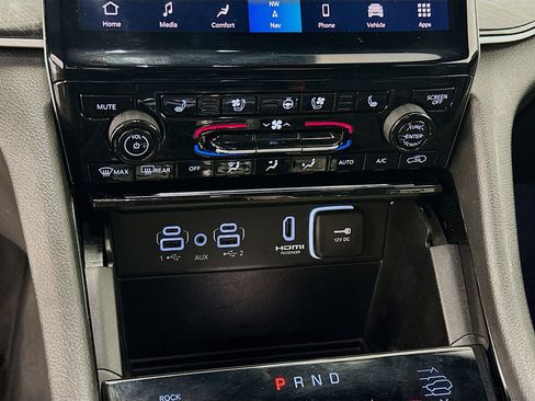 Used 2022 Jeep Grand Cherokee Trailhawk w/ Advanced Protech Group II image 24