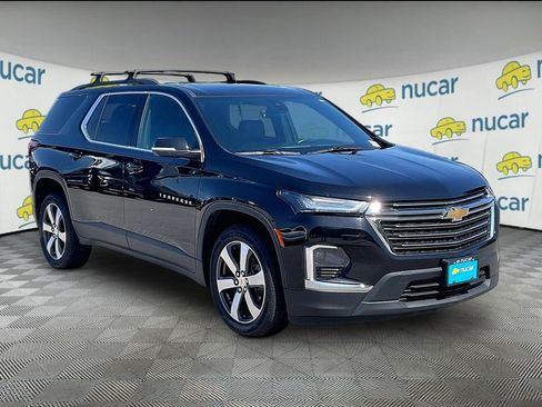 Used 2023 Chevrolet Traverse LT AWD/4WD image 1