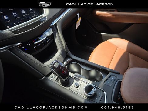New 2026 Cadillac XT5 Premium Luxury w/ Driver Assist Package FWD image 14
