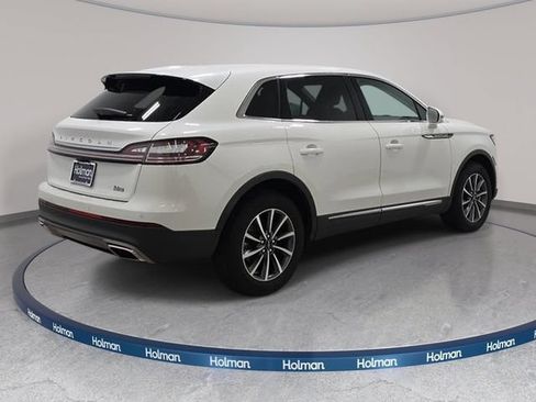 Certified 2022 Lincoln Nautilus FWD image 5