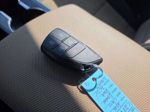Used 2026 Chevrolet Equinox ACTIV w/ LPO, Floor Liner Package AWD/4WD image 32