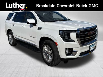 Used 2023 GMC Yukon SLT w/ SLT Premium Package