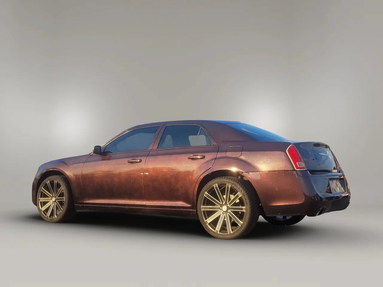 Used 2013 Chrysler 300 S RWD image 12