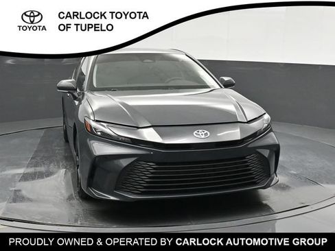 Used 2025 Toyota Camry LE FWD image 7