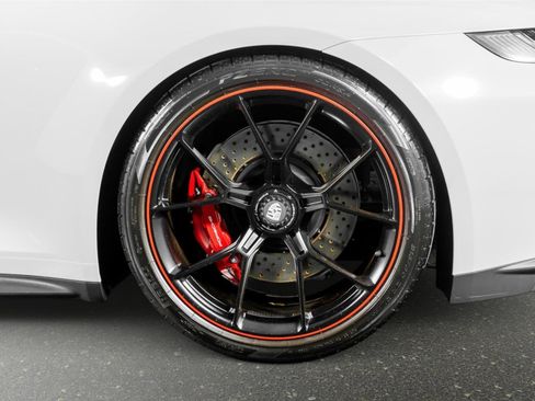 Used 2024 Porsche 911 GT3 image 17