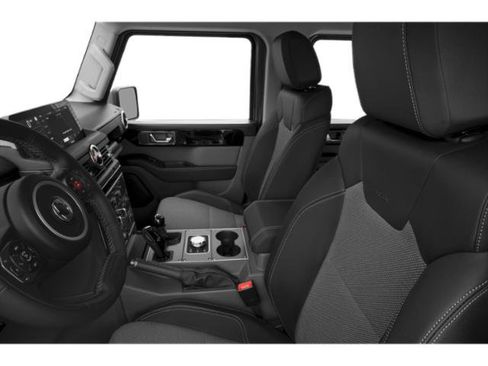 Used 2025 INEOS Grenadier image 9