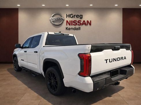 Used 2023 Toyota Tundra SR5 w/ SR5 Convenience Package RWD image 2