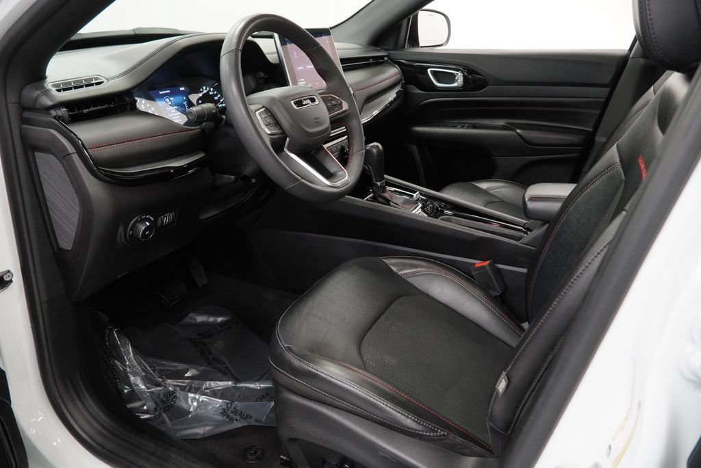 Certified 2023 Jeep Compass Trailhawk w/ Sun and Sound Group AWD/4WD image 13