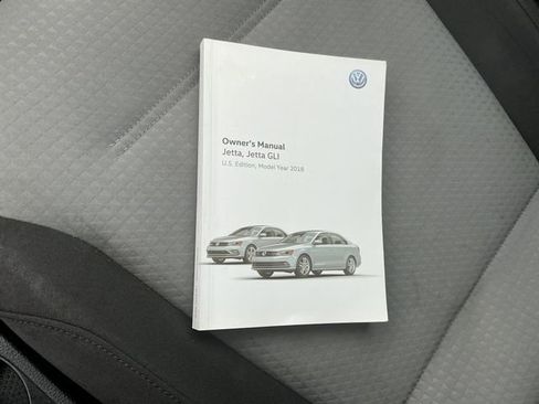 Used 2018 Volkswagen Jetta S image 41